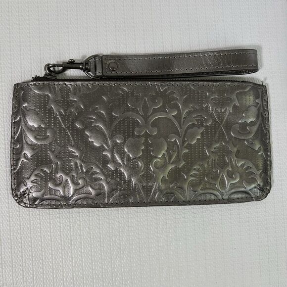 PATRICIA NASH St. Croce Tooled Italian Leather Wallet Wristlet Pewter Gray Strap - Picture 1 of 17